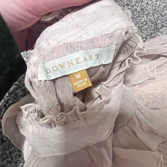 Beautiful top from Down East - Picture 2 of 2